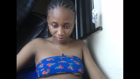 creamyxmuffin online show from 03-05-25, 07:49