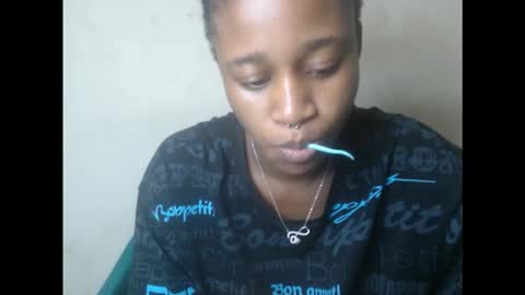 creamyxmuffin online show from 09-15-25, 06:24