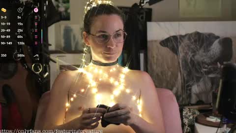 Snapshot of creature_marie chatting on 05-12-26, 12:52 Creature Marie online show from 05-12-26, 12:52