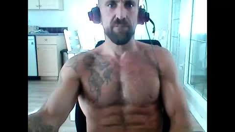 Snapshot of creatureofbeauty chatting on 09-17-25, 04:08 creatureofbeauty online show from 09-17-25, 04:08