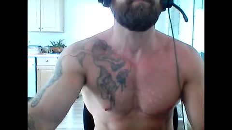 Snapshot of creatureofbeauty chatting on 04-22-26, 03:13 creatureofbeauty online show from 04-22-26, 03:13