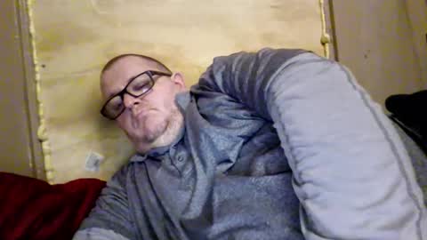 The hopeless romantic online show from 12-16-25, 02:49