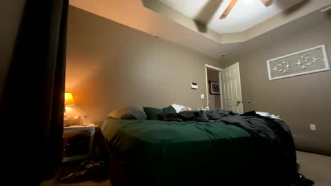 Creeksidecouple online show from 04-30-26, 03:13