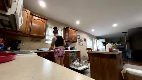 Creeksidecouple online show from 05-26-26, 11:01