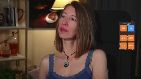 Snapshot of creme_dela_creme chatting on 10-14-25, 05:58 Quinn de la Creme online show from 10-14-25, 05:58