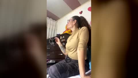 crespavale online show from 03-19-26, 05:28