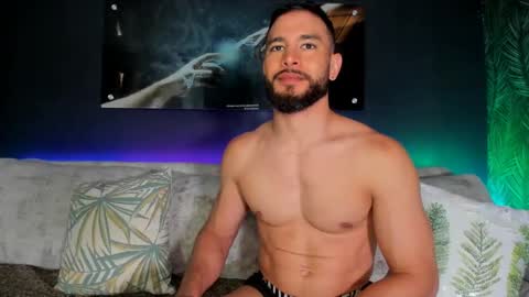 CRHISTIAN online show from 03-12-25, 04:35