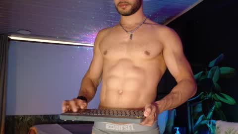 CRHISTIAN online show from 09-10-25, 09:26