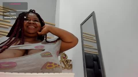 criistal_castro online show from 05-08-26, 12:32