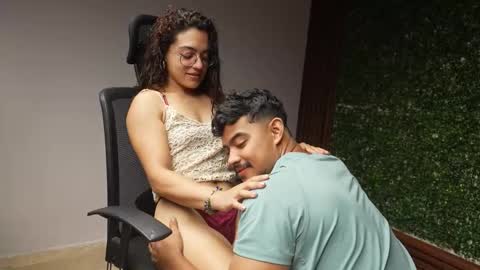 Crimson heart online show from 12-04-25, 01:31