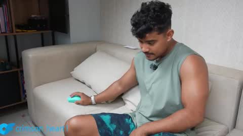 Crimson heart online show from 03-15-26, 03:07