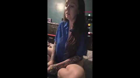 crimsongingerale online show from 04-04-26, 07:06
