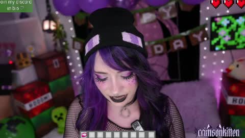 Snapshot of crimsonkitten chatting on 03-30-26, 04:24 Crimson Kitten online show from 03-30-26, 04:24