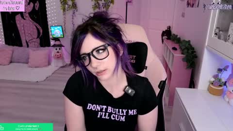 Snapshot of crimsonkitten chatting on 04-30-26, 12:39 Crimson Kitten online show from 04-30-26, 12:39