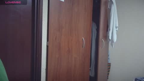 cris2428 online show from 01-15-26, 02:49