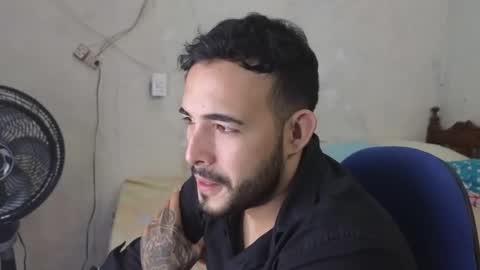 Snapshot of cris_simons chatting on 12-07-24, 01:14 cris_simons online show from 12-07-24, 01:14