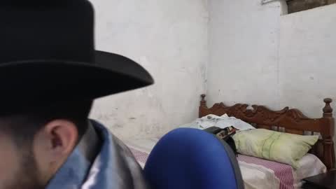 Snapshot of cris_simons chatting on 12-14-24, 03:40 cris_simons online show from 12-14-24, 03:40