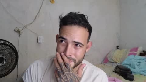 Snapshot of cris_simons chatting on 02-04-25, 01:13 cris_simons online show from 02-04-25, 01:13