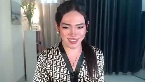 my beautiful cris online show from 10-25-25, 05:48