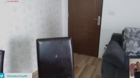 Snapshot of cris_tinne chatting on 11-07-25, 07:30 cris_tinne online show from 11-07-25, 07:30