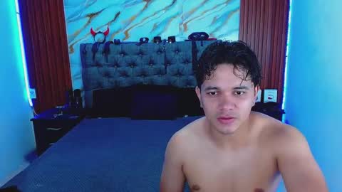 CRISANDMERY online show from 05-10-26, 05:01