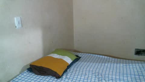 Snapshot of criss_420 chatting on 10-02-25, 08:49 criss_420 online show from 10-02-25, 08:49