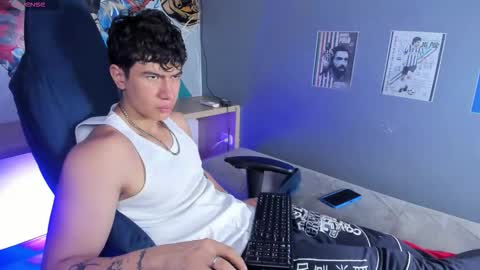 Cris online show from 01-16-26, 02:37