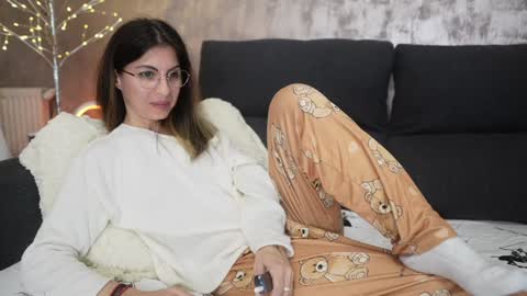 crissy_love online show from 01-28-25, 07:53