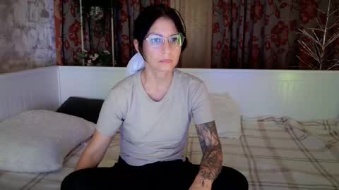 crissy_love online show from 09-20-25, 09:49
