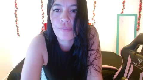 Snapshot of cristal1609 chatting on 03-09-26, 01:15 cristal1609 online show from 03-09-26, 01:15