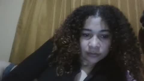 Snapshot of cristal20_ chatting on 02-15-26, 01:20 cristal20_ online show from 02-15-26, 01:20