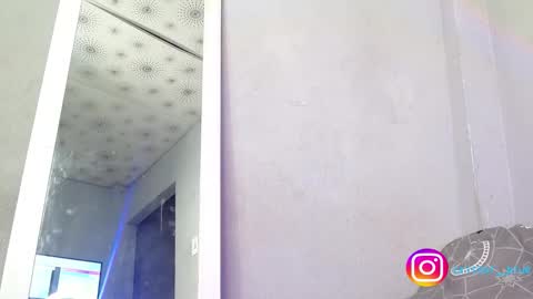 Cristal online show from 12-19-25, 03:57