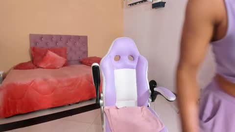 Cristal online show from 11-24-25, 10:48