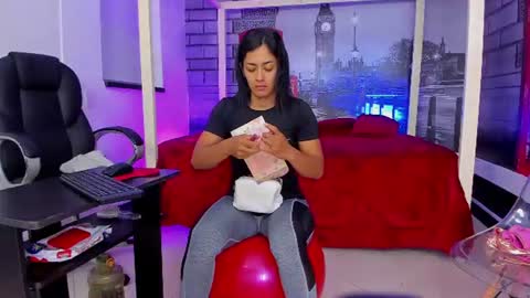 Cristal online show from 06-30-26, 10:38