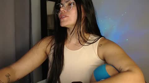 Cristal  online show from 02-14-25, 04:37