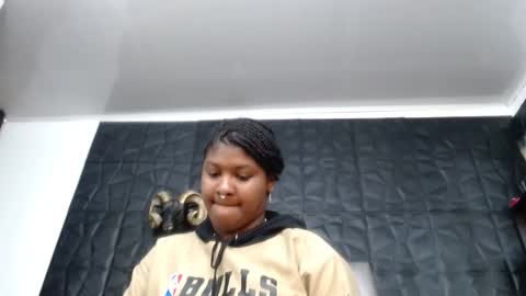 Snapshot of cristal_smith06 chatting on 04-29-26, 10:52 Hanna online show from 04-29-26, 10:52