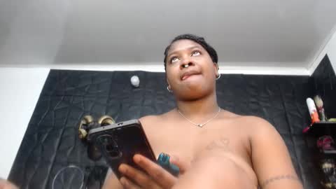 Snapshot of cristal_smith06 chatting on 05-18-26, 10:10 Hanna online show from 05-18-26, 10:10