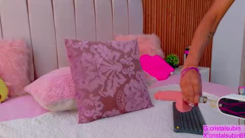 Snapshot of cristal_subin69 chatting on 11-03-25, 01:56 STEFANYIG cristalsubin online show from 11-03-25, 01:56