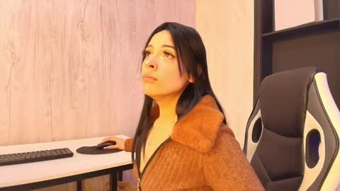 Snapshot of cristal_violeta chatting on 01-17-26, 03:22 CRISTAL VIOLETA online show from 01-17-26, 03:22