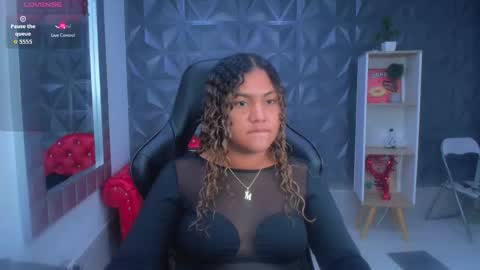 Cristal online show from 11-25-25, 11:27