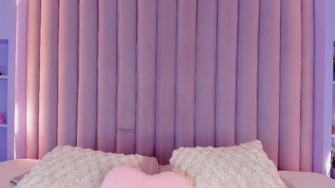 Nicole  Connection time 220pm-910pmCol online show from 03-04-25, 07:43