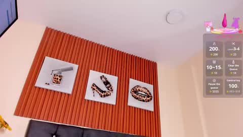 Snapshot of cristale69 chatting on 11-05-25, 02:33 cristale69 online show from 11-05-25, 02:33