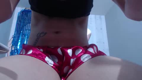 cristalmateus707rs online show from 10-04-25, 01:03