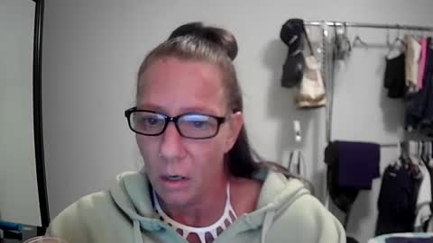 Quartz online show from 06-20-26, 01:09