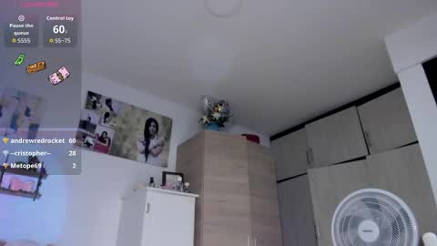 cristal online show from 11-08-25, 03:12