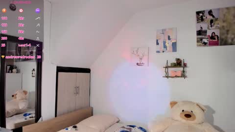 cristal online show from 11-12-25, 01:22