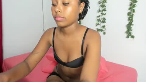 cristalsexi_69 online show from 11-14-25, 04:38