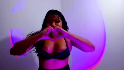 cristal online show from 10-11-25, 04:22