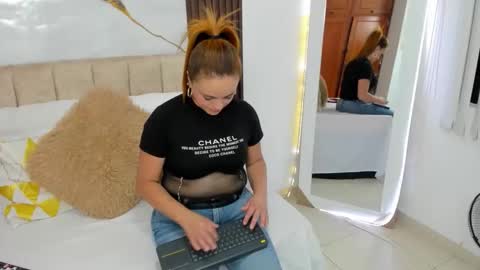 cristal walker online show from 04-04-26, 10:35