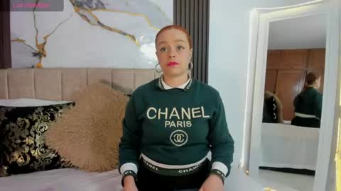 cristal walker online show from 06-12-26, 10:36